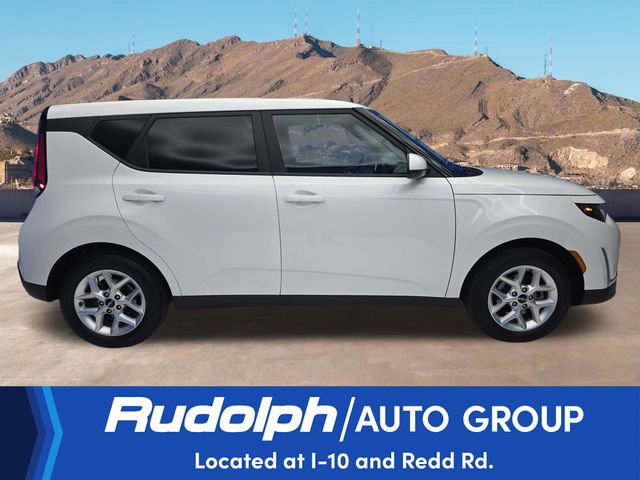Used 2025 Kia Soul LX w/ LX Technology Package FWD image 6