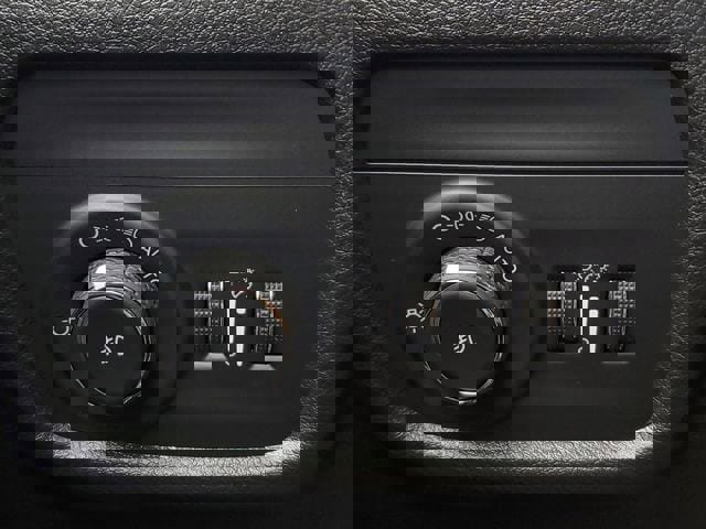 New 2026 Jeep Grand Cherokee L Limited image 36