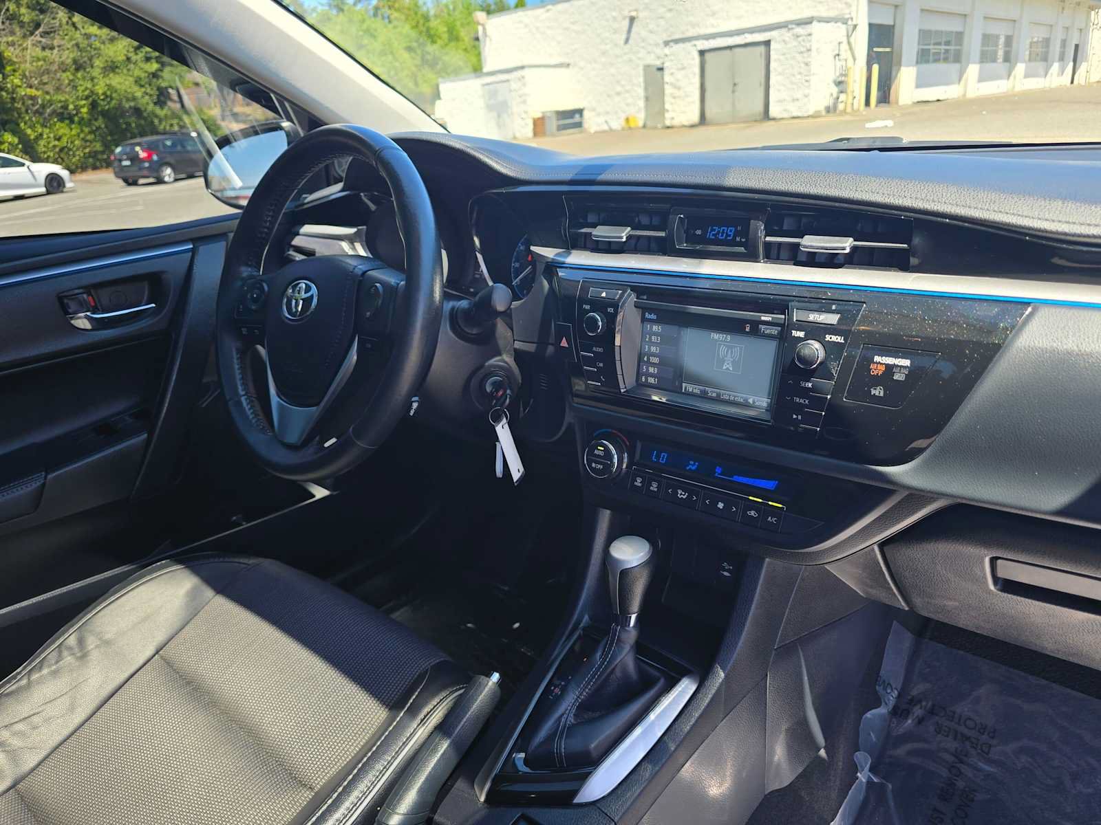 Used 2016 Toyota Corolla S FWD image 10