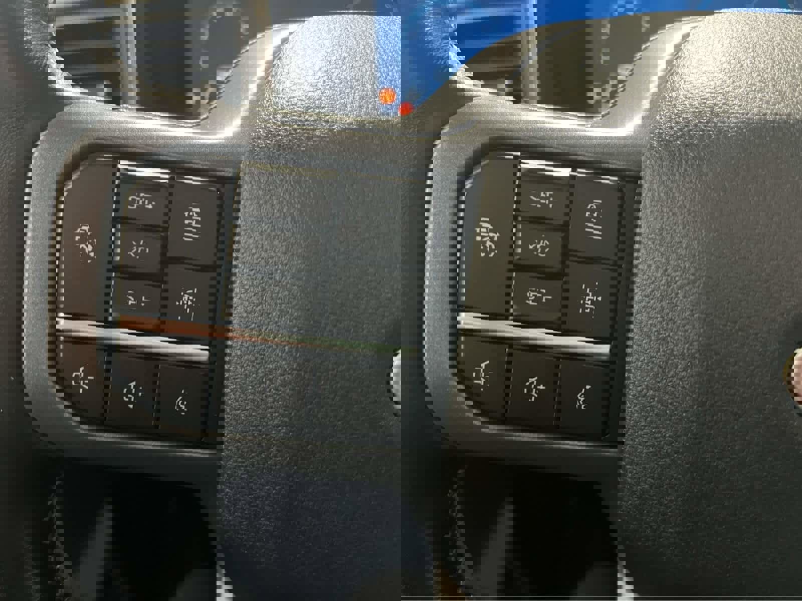 Used 2023 Ford F350 Lariat w/ Lariat Ultimate Package image 24