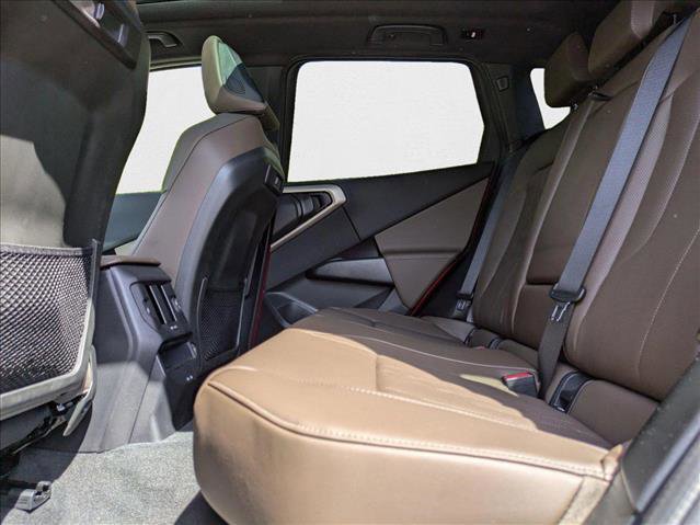 Used 2025 BMW X3 xDrive30i w/ Premium Package image 16