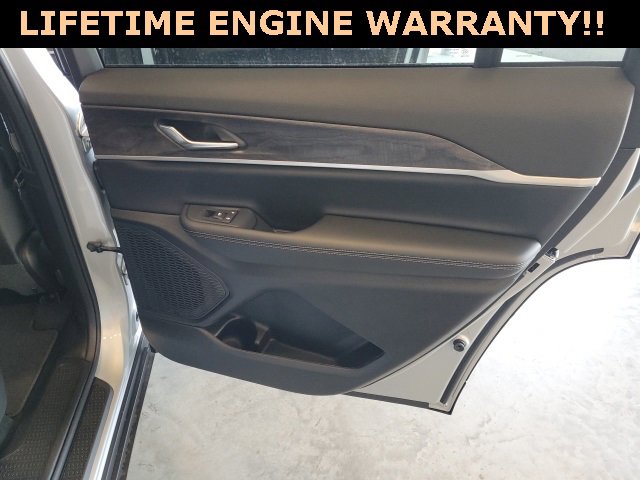 New 2025 Jeep Grand Cherokee L Limited w/ Black Appearance Package image 41