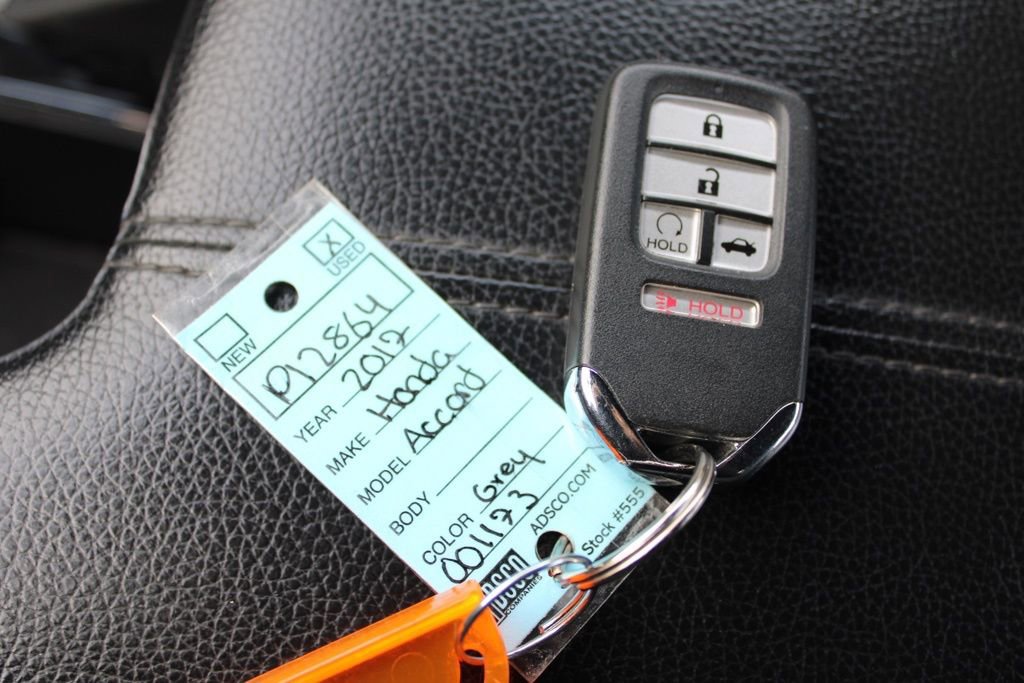 Used 2017 Honda Accord EX-L image 28