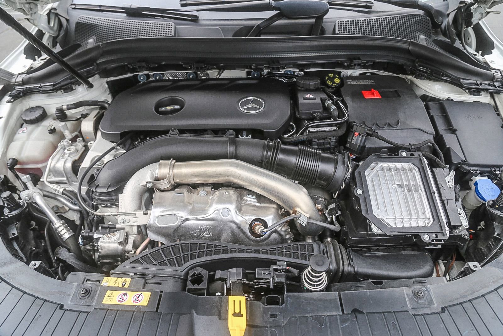 Certified 2025 Mercedes-Benz GLA 250 4MATIC image 25