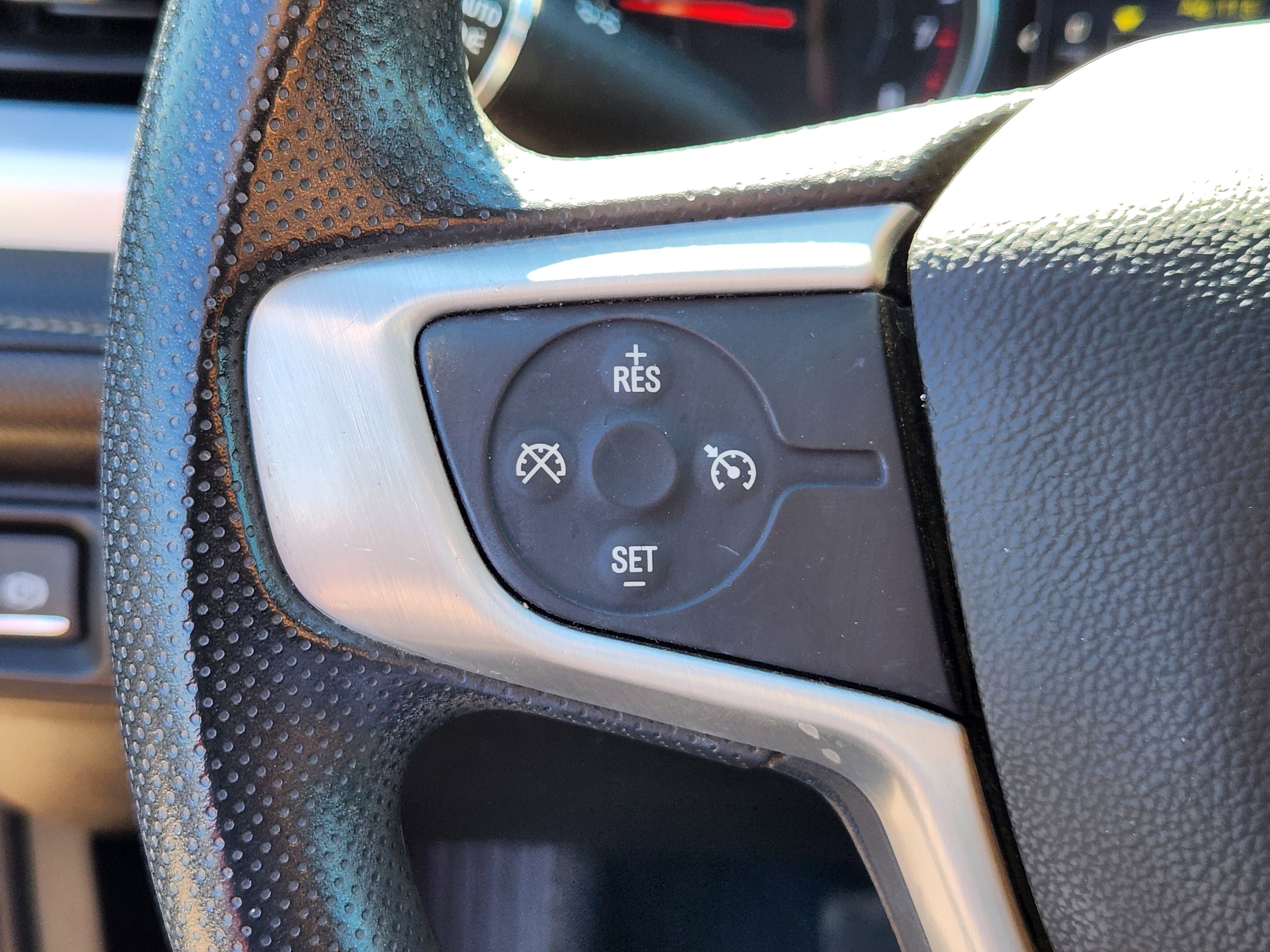 Used 2021 GMC Acadia SLE w/ Driver Convenience Package FWD image 25