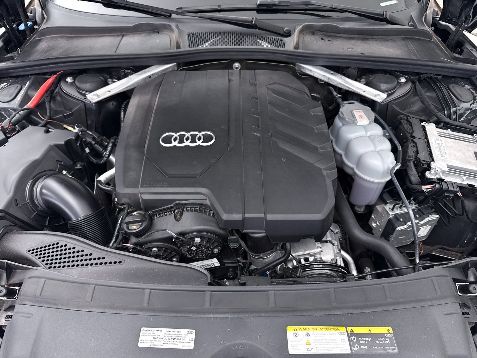 Used 2023 Audi A4 2.0T Premium w/ Convenience Package AWD/4WD image 7