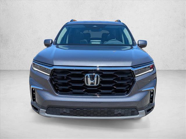 Used 2024 Honda Pilot Touring video 2