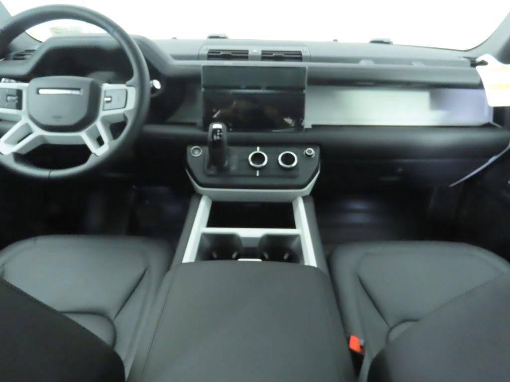 Used 2025 Land Rover Defender 110 S AWD/4WD image 14