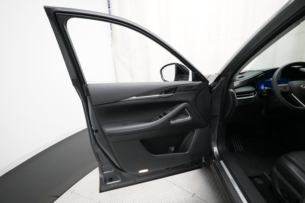 Used 2025 INFINITI QX60 Luxe AWD/4WD image 29