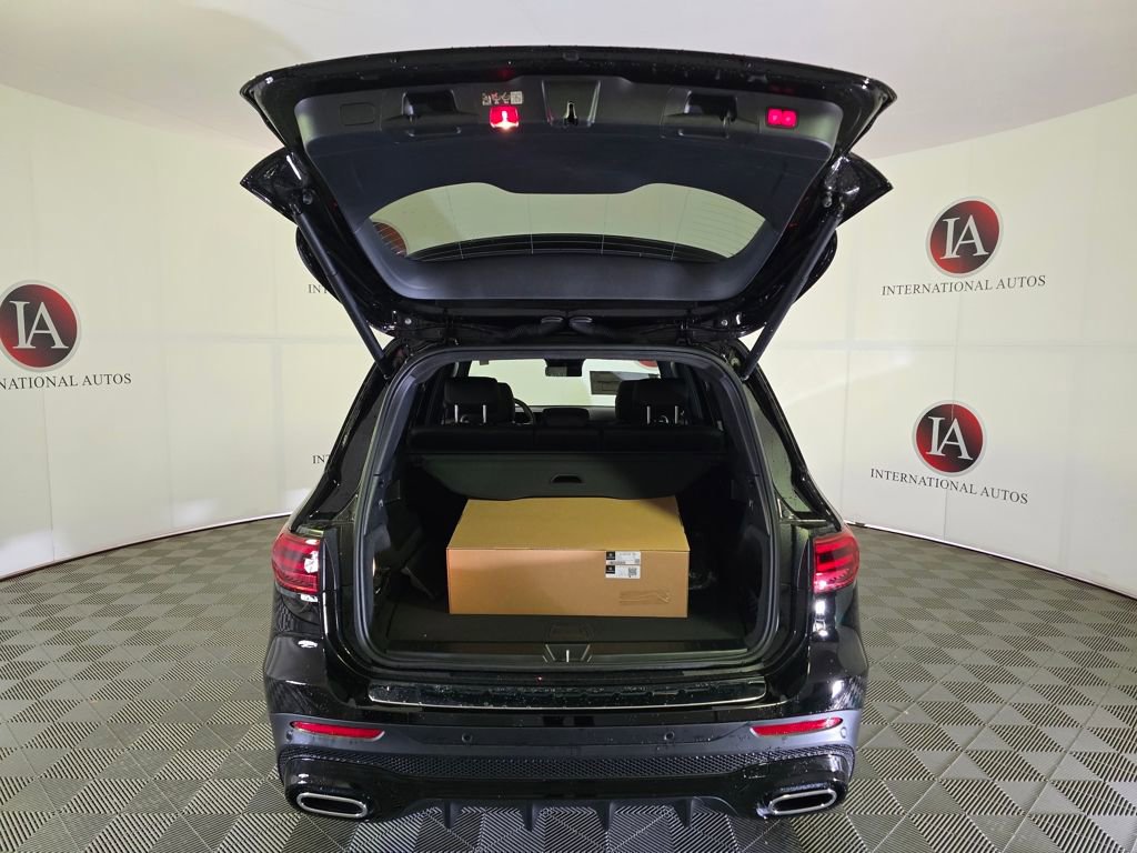 New 2026 Mercedes-Benz GLB 250 4MATIC image 8