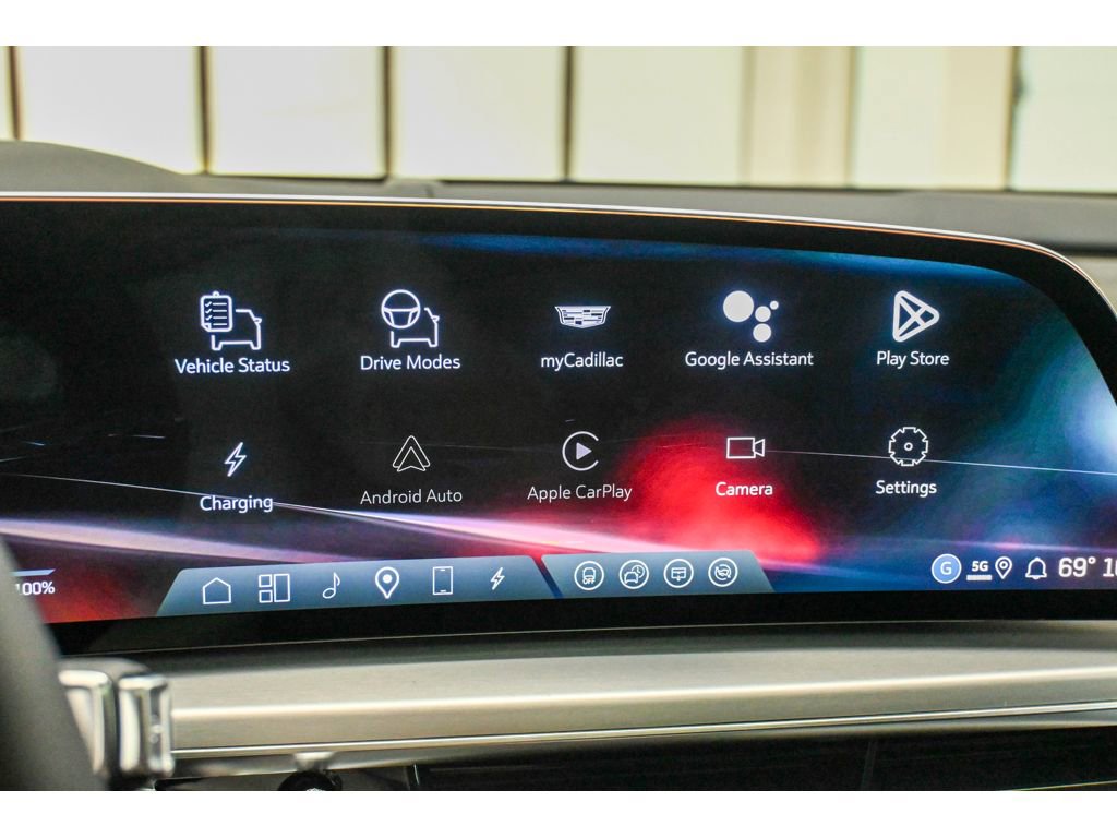 New 2026 Cadillac Lyriq V w/ LPO, Red Accent Package image 40
