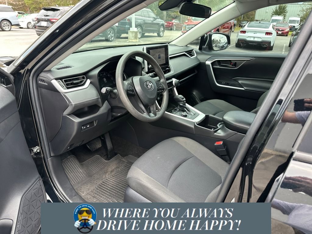 Used 2024 Toyota RAV4 LE image 9