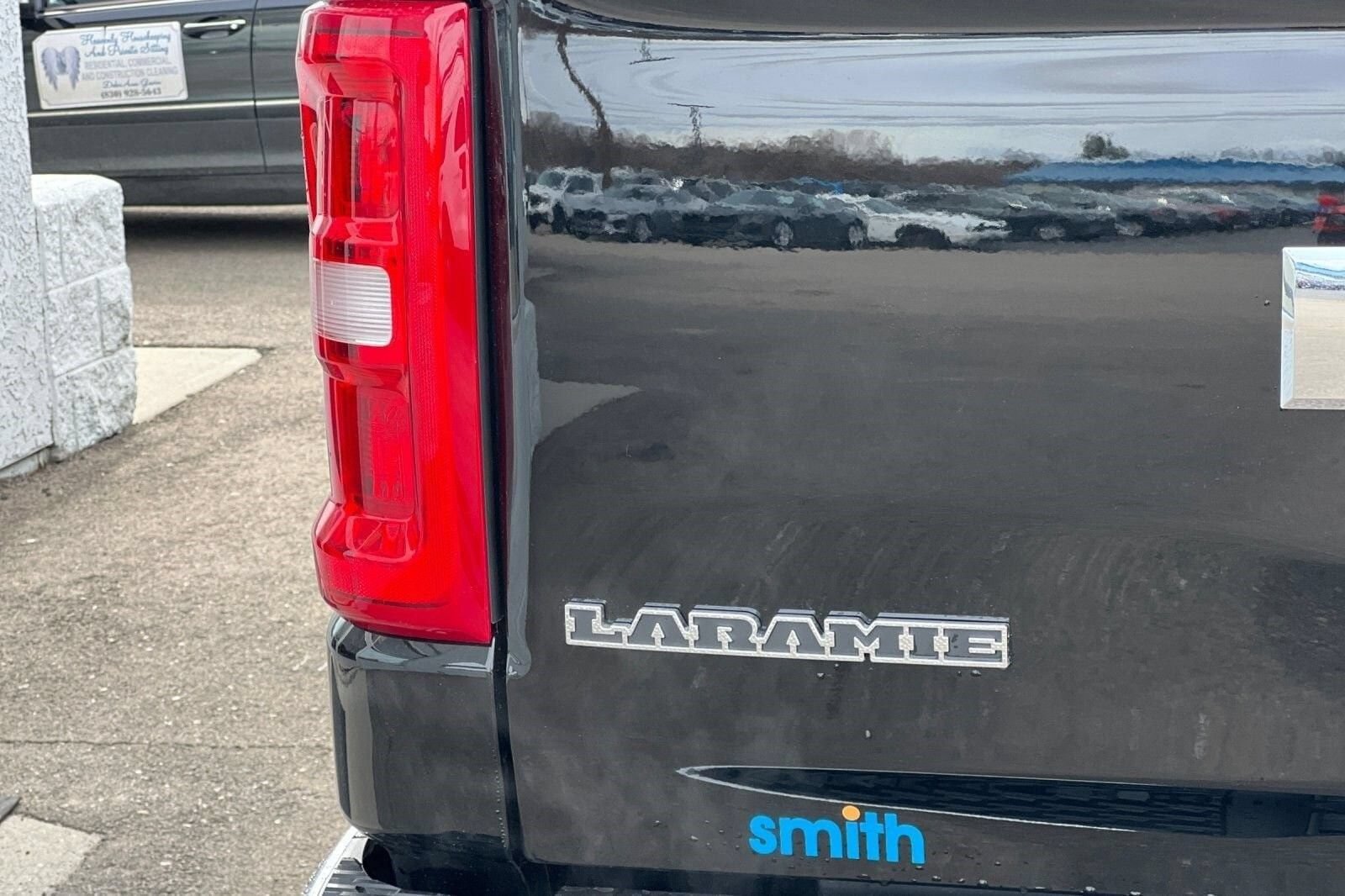New 2025 RAM 1500 Laramie w/ Trailer Tow Group AWD/4WD image 11