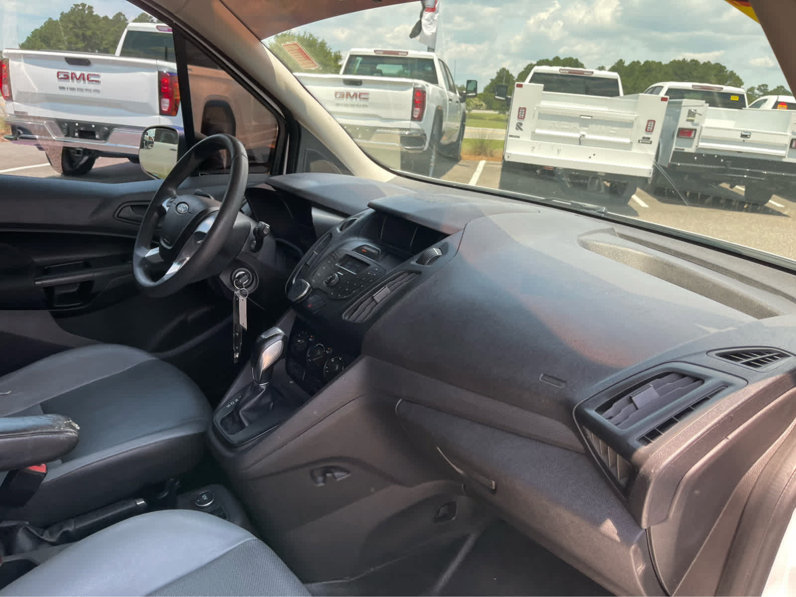 Used 2018 Ford Transit Connect XL FWD image 24