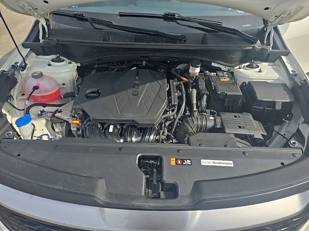 Used 2024 Kia Sportage LX image 13