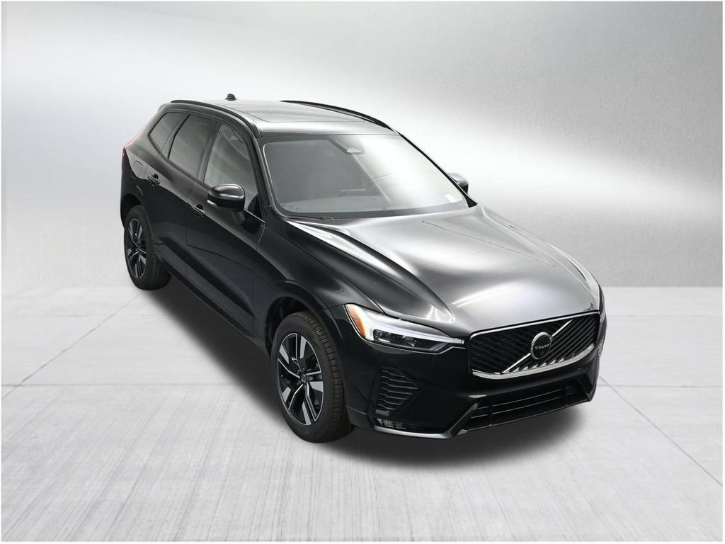 New 2026 Volvo XC60 B5 Plus AWD/4WD image 19