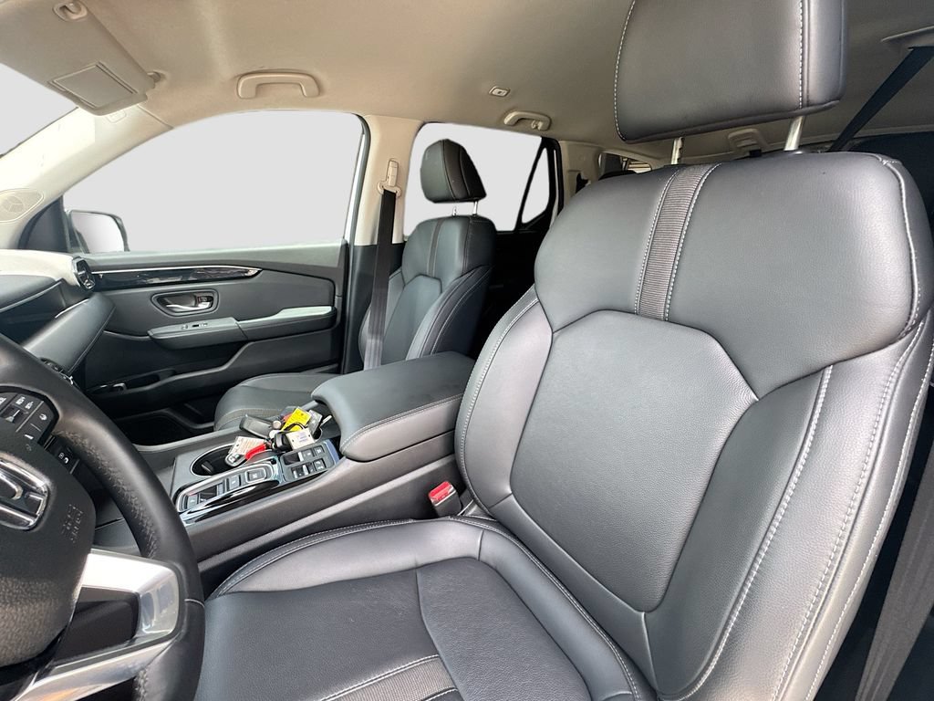 Used 2025 Honda Pilot EX-L image 18