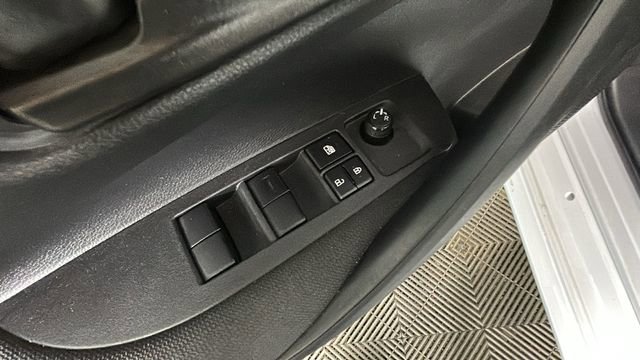 Used 2023 Toyota Corolla LE FWD image 11