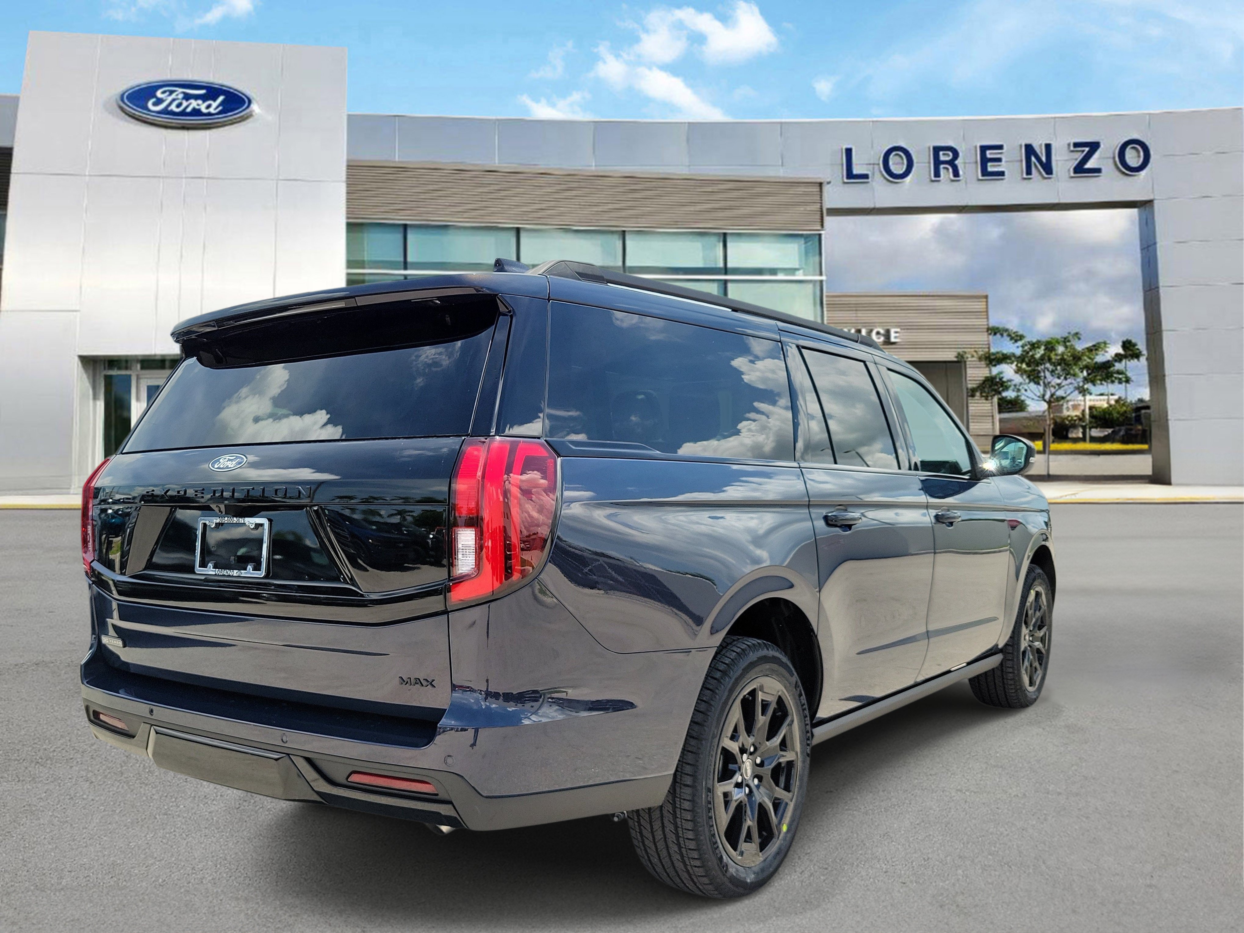 New 2027 Ford Expedition Max Platinum AWD/4WD image 4