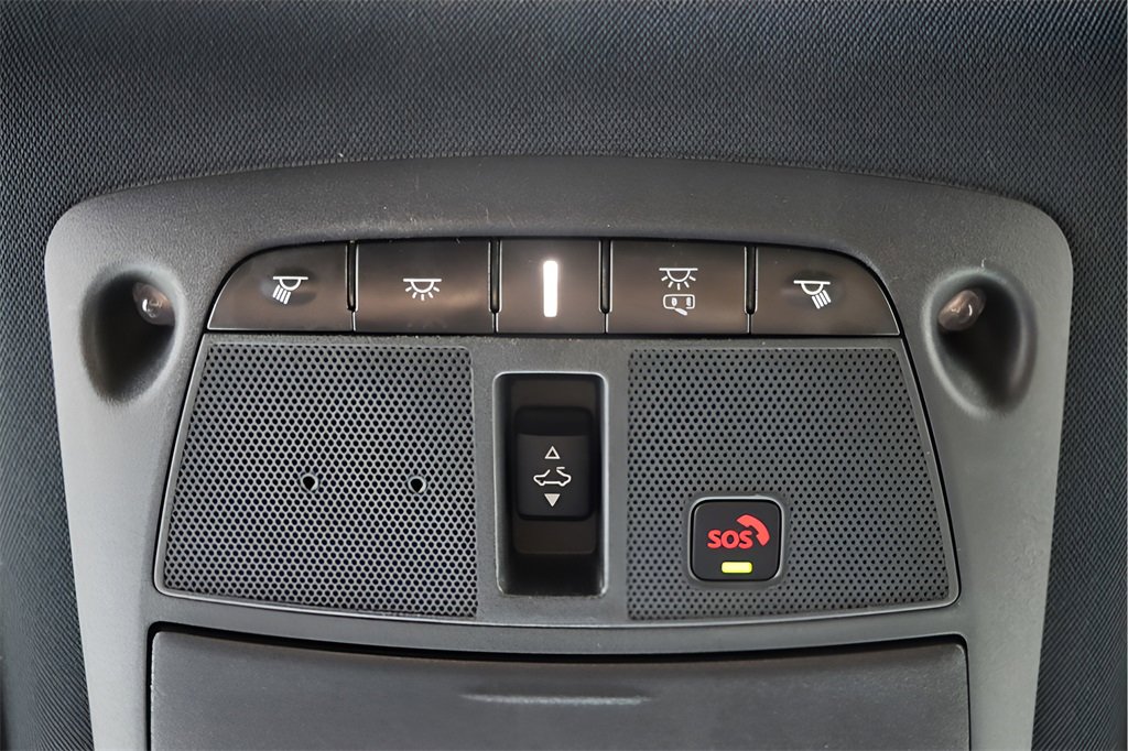 Used 2024 Nissan Armada Platinum w/ Captain's Chairs Package image 39