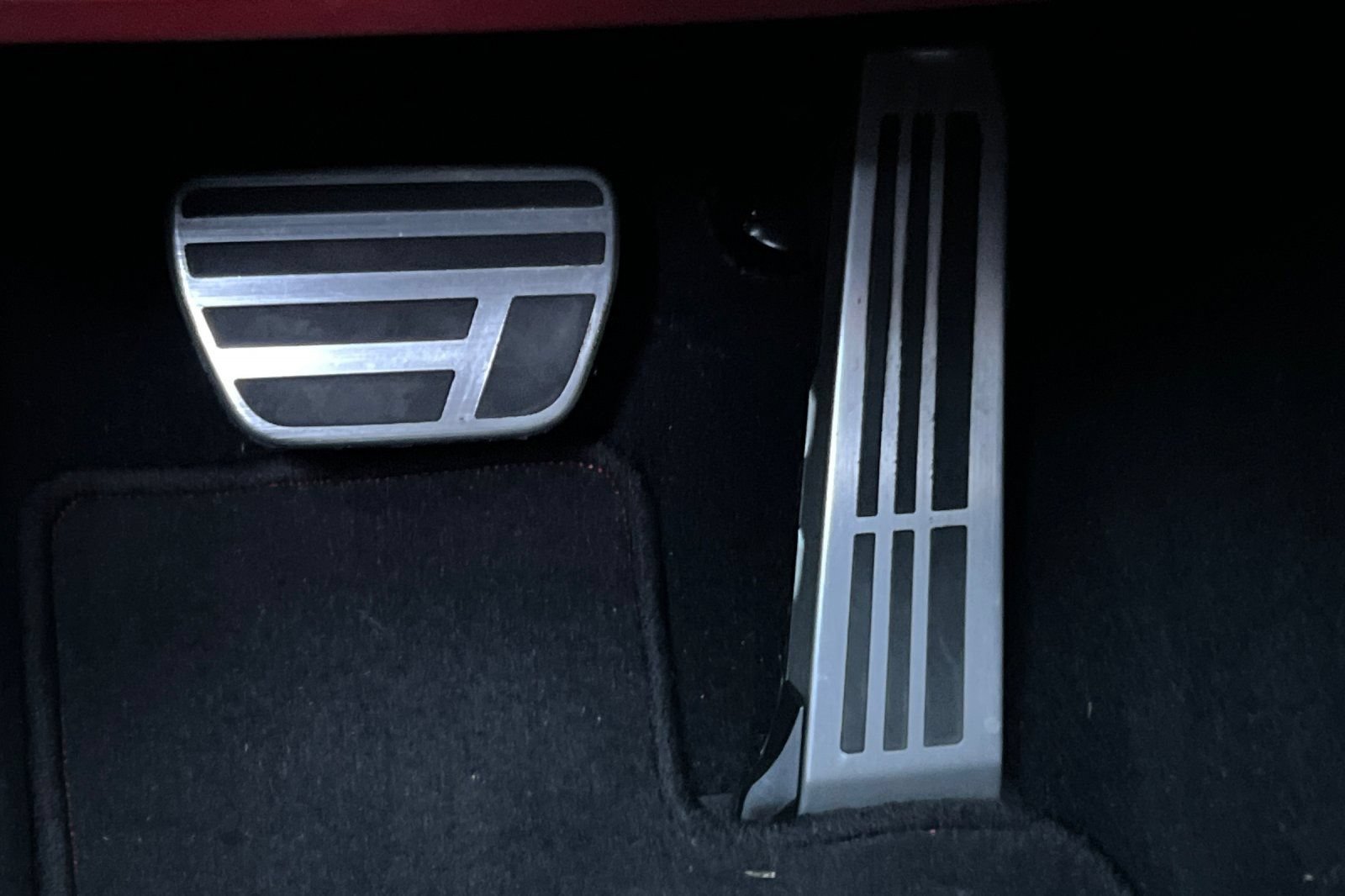 Used 2025 Lexus IS 350 F Sport RWD image 45