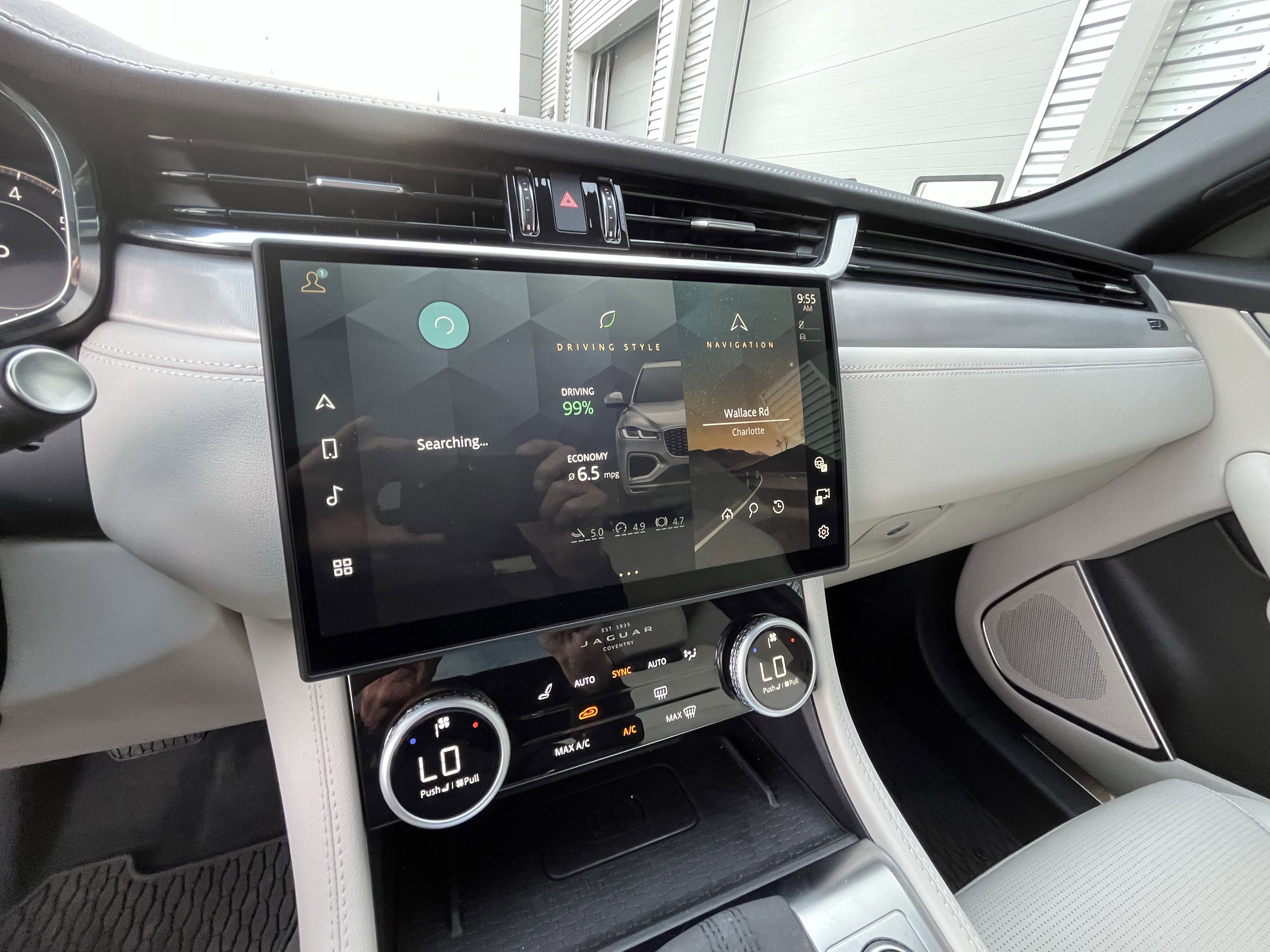 Used 2025 Jaguar F-PACE R-Dynamic S image 25