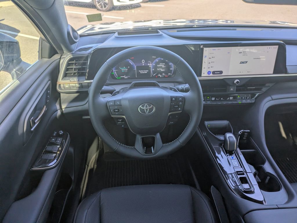 Used 2026 Toyota Crown Platinum image 15