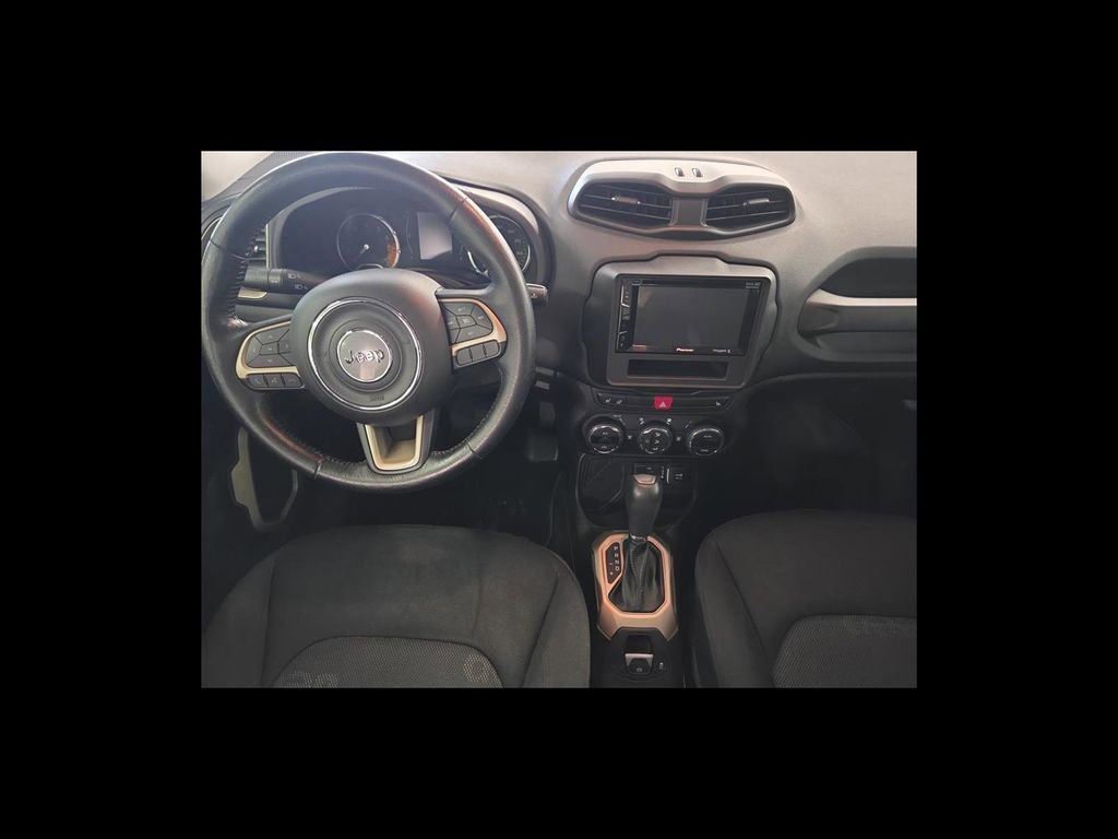 Used 2015 Jeep Renegade Latitude w/ Popular Equipment Group image 13