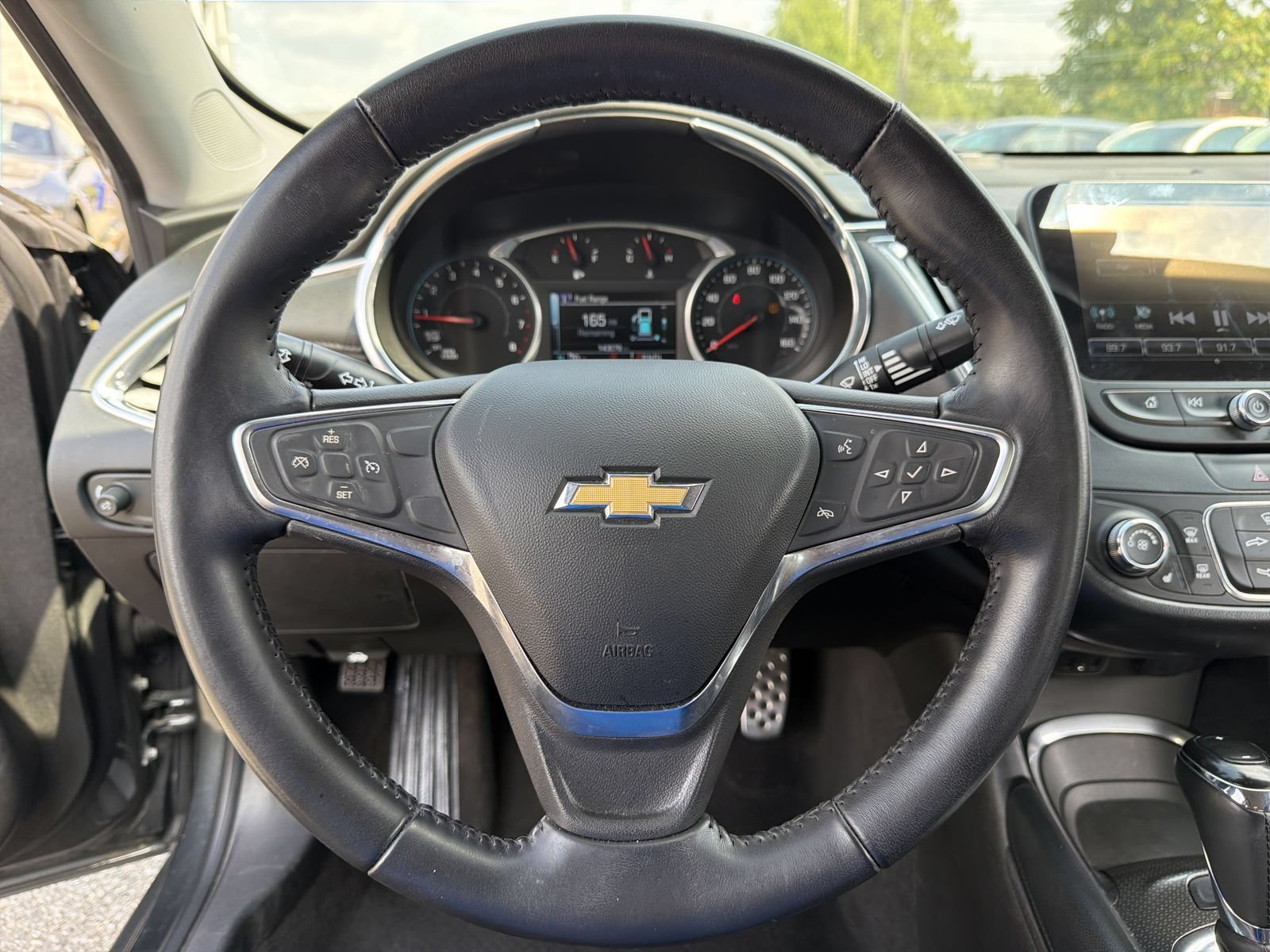 Used 2017 Chevrolet Malibu LT w/ Leather Package FWD image 24
