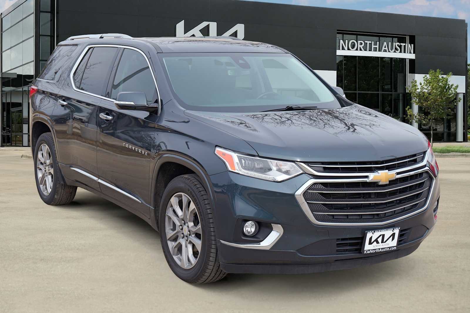 Used 2018 Chevrolet Traverse Premier w/ Driver Confidence II Package image 8