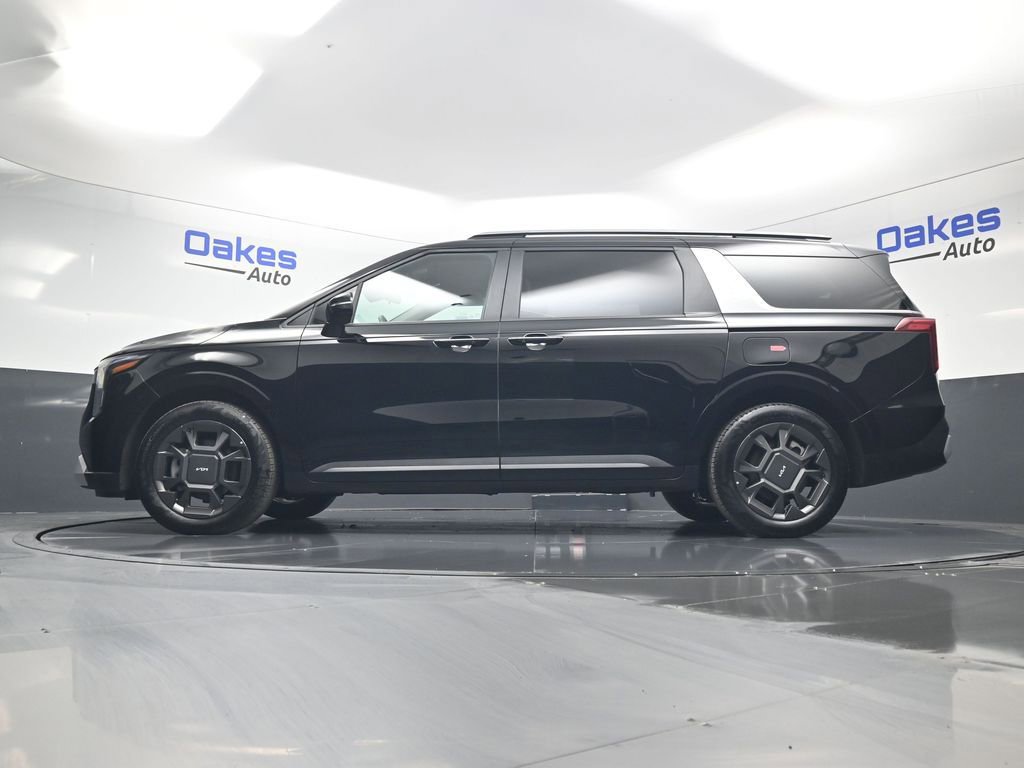 Certified 2026 Kia Carnival EX image 43