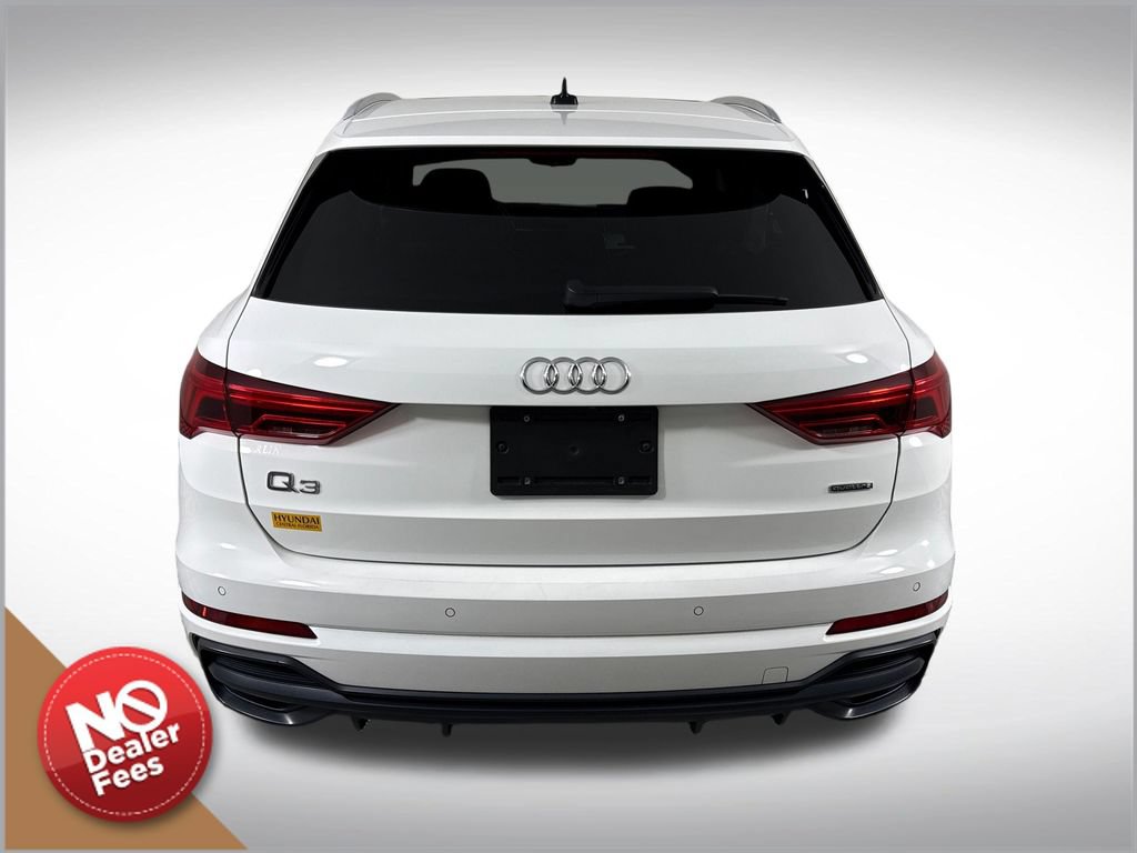 Used 2020 Audi Q3 2.0T Premium w/ Convenience Package AWD/4WD image 5