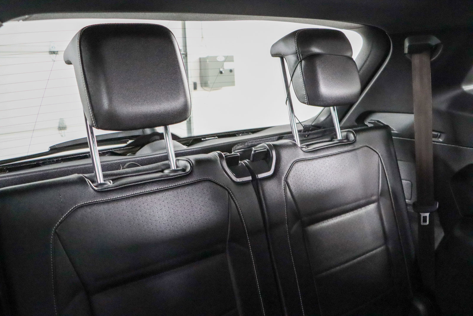 Used 2021 Volkswagen Tiguan SE R-Line image 29