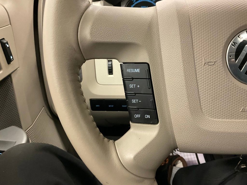 Used 2009 Mercury Mariner Premier image 17