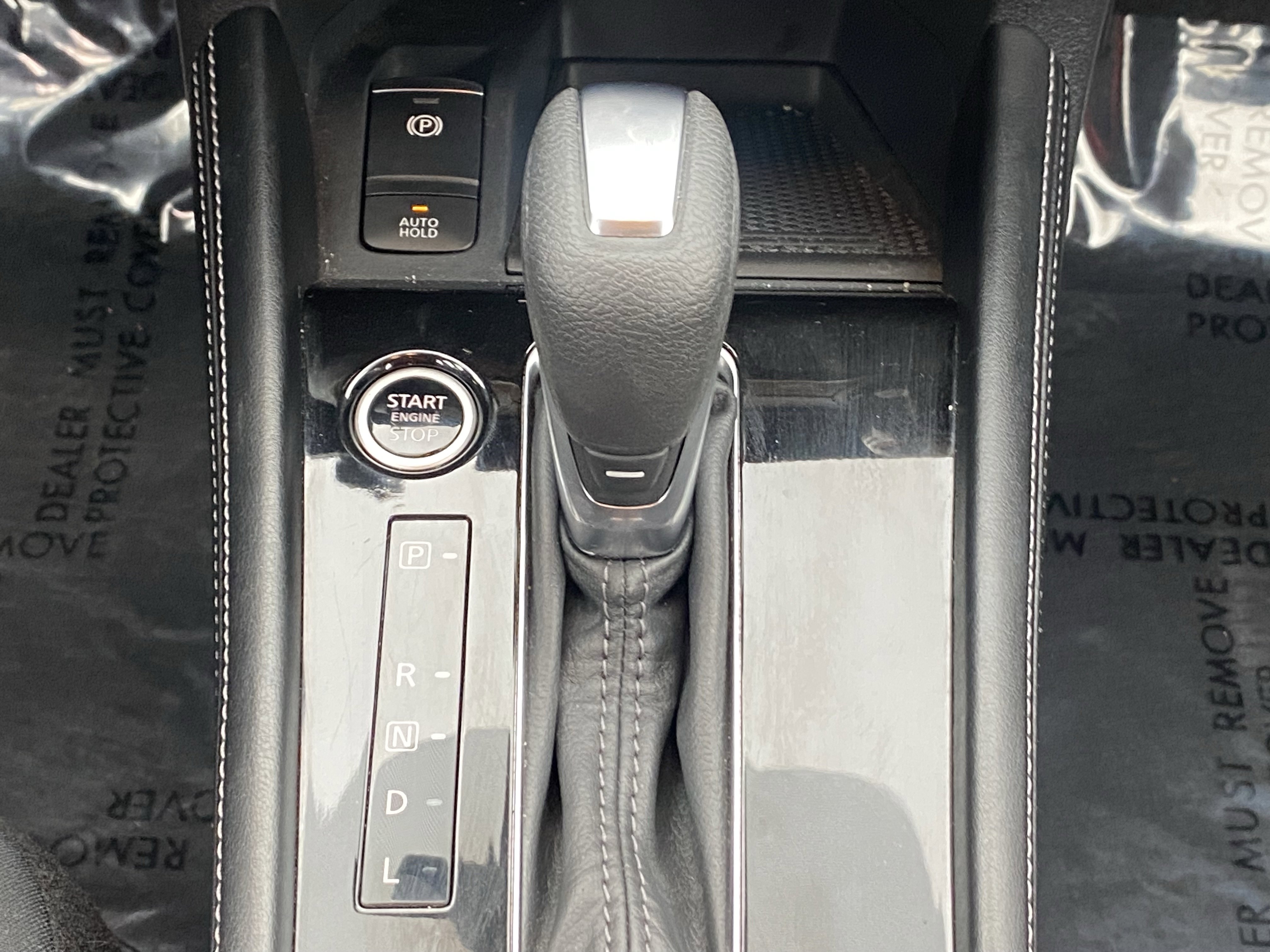 Certified 2024 Nissan Kicks SV FWD image 25