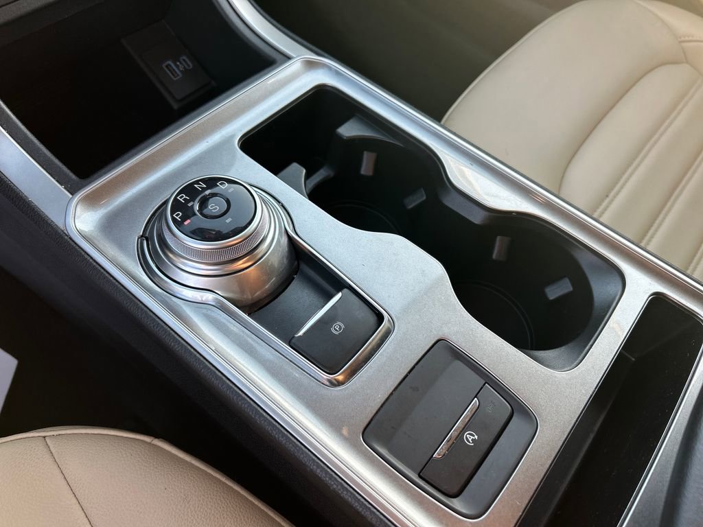 Used 2023 Ford Edge SEL w/ Convenience Package image 26