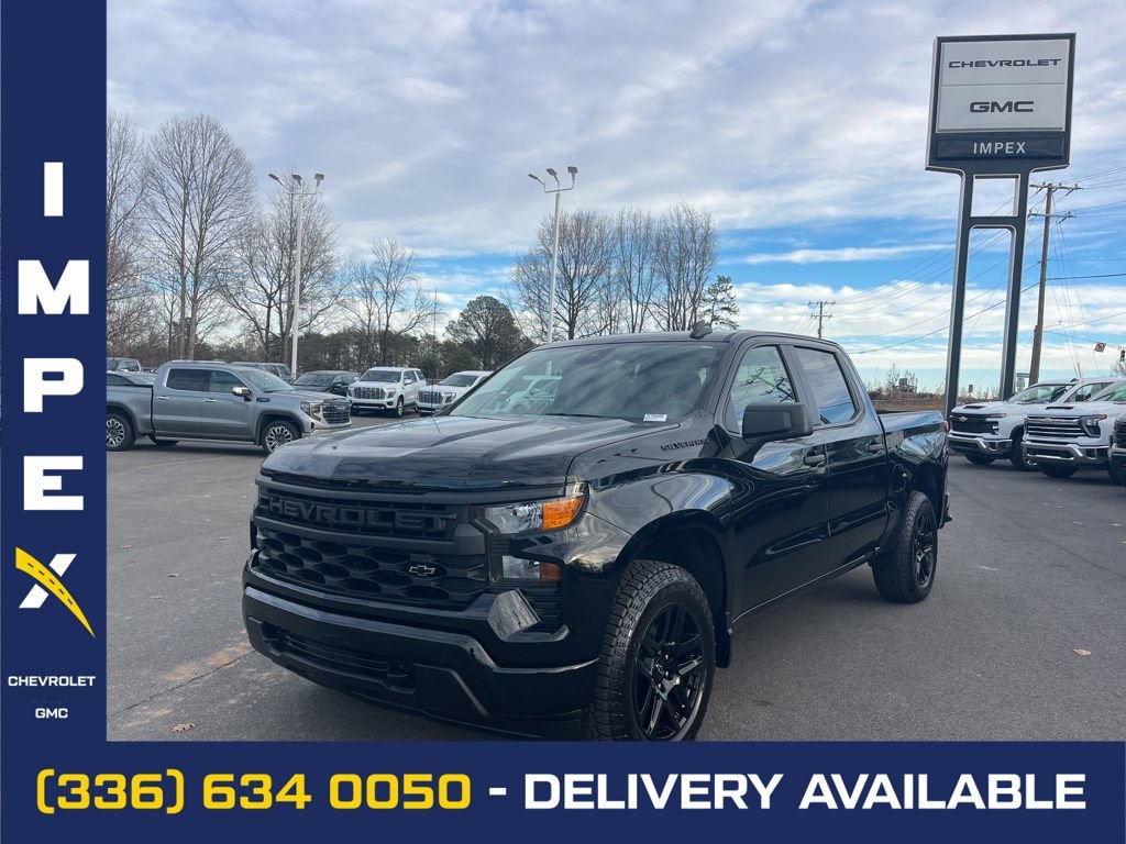Used 2024 Chevrolet Silverado 1500 Custom w/ Dark Appearance Package image 1