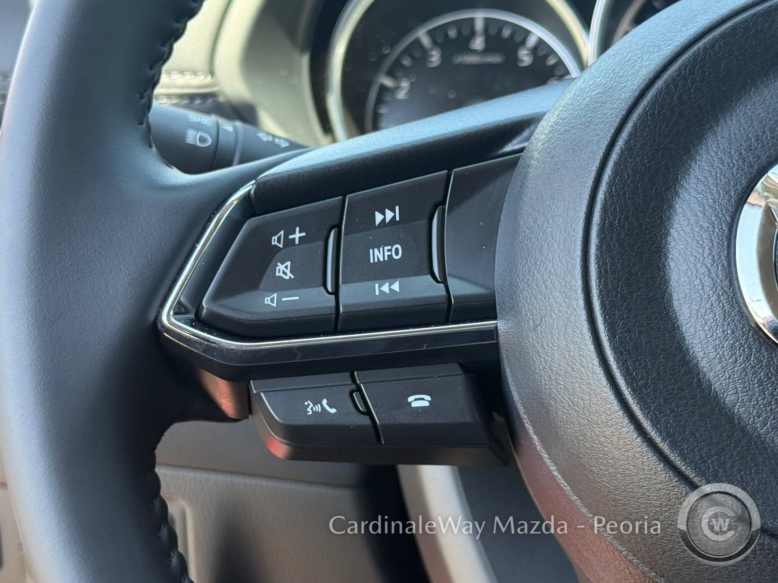 Certified 2025 MAZDA CX-5 AWD 2.5 S w/ Preferred Package image 17