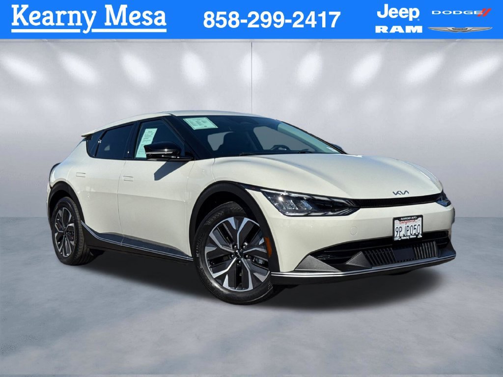 Used 2024 Kia EV6 Light RWD image 1