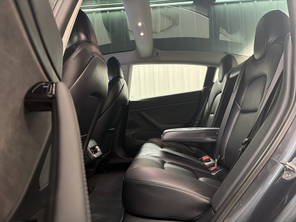 Used 2020 Tesla Model 3 Long Range image 22