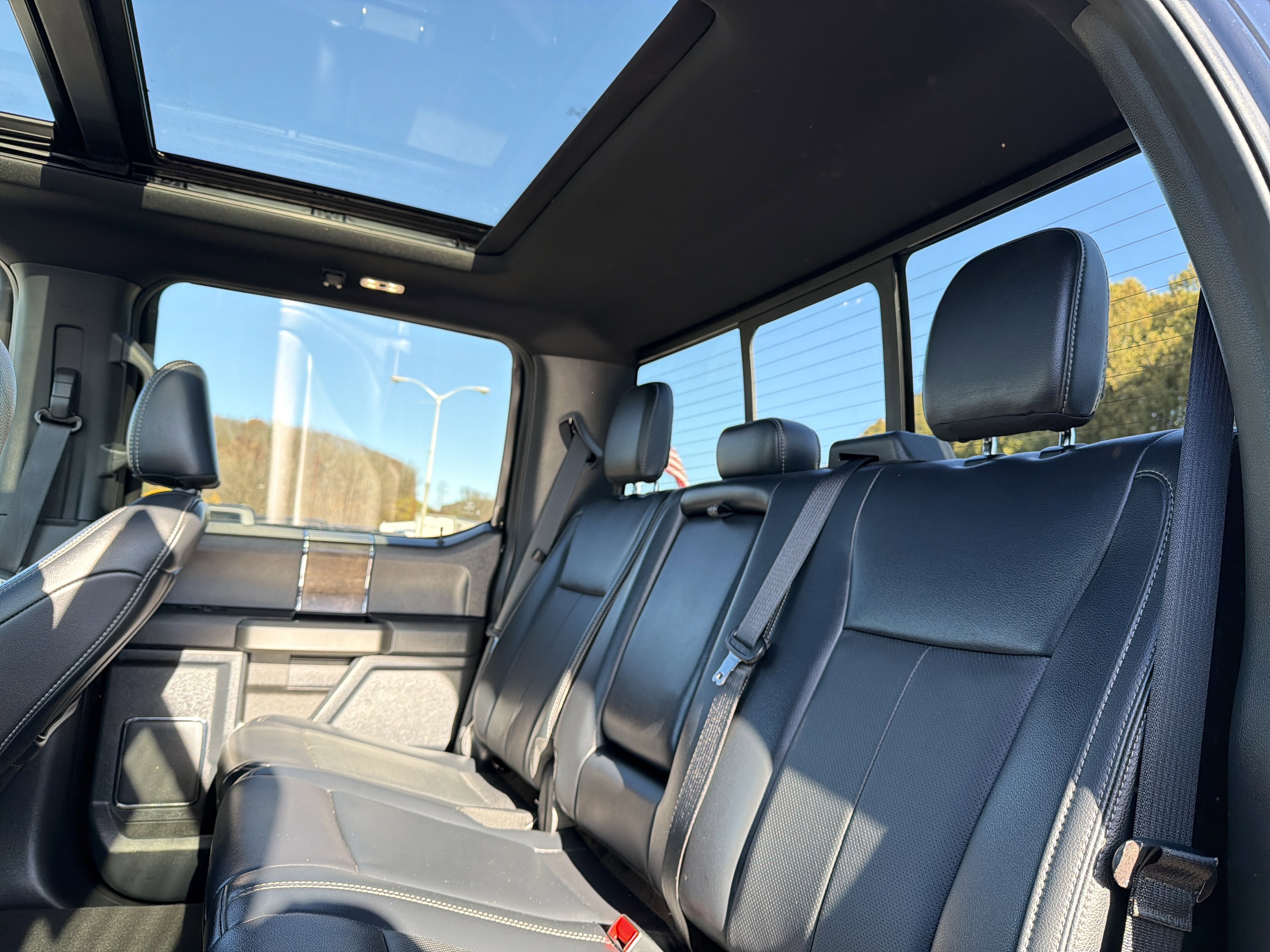 Used 2022 Ford F250 Lariat w/ Lariat Ultimate Package image 32