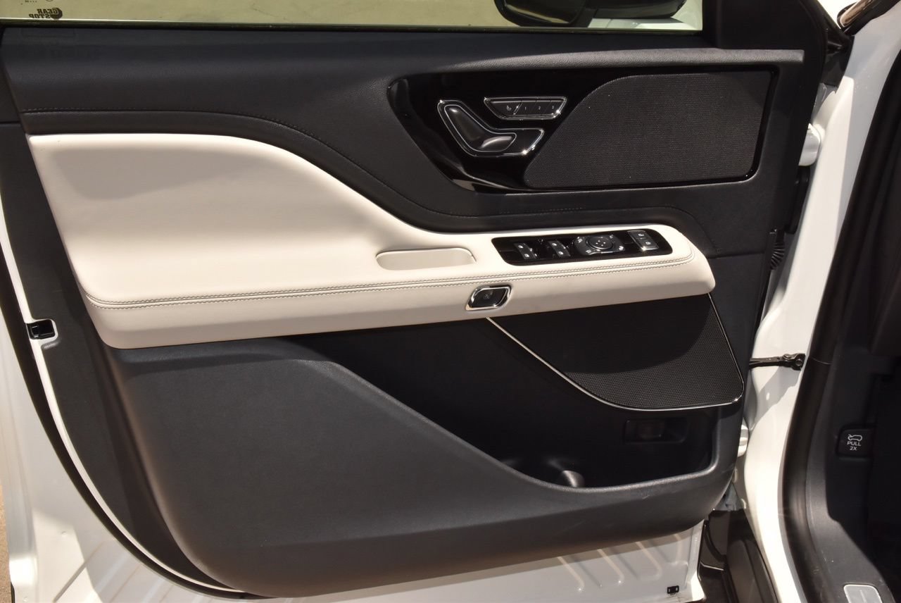 New 2026 Lincoln Aviator 2WD image 35
