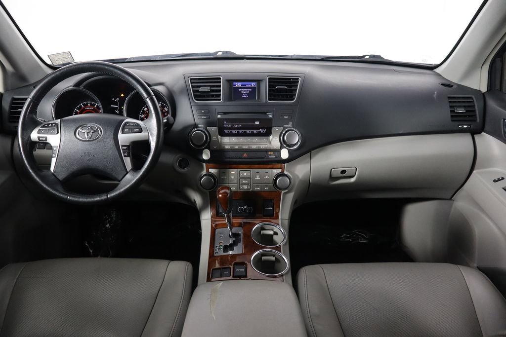 Used 2012 Toyota Highlander Limited w/ Tow Pkg image 14