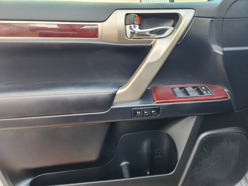 Used 2019 Lexus GX 460 Premium AWD/4WD image 22