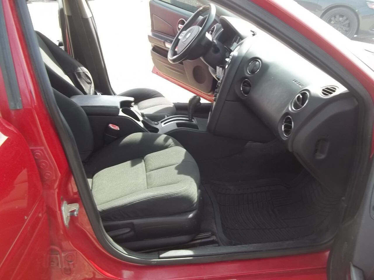 Used 2008 Pontiac Grand Prix w/ Preferred Package FWD image 8