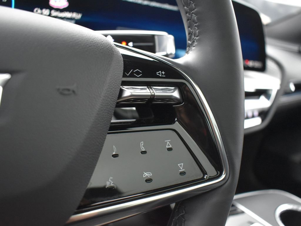 Certified 2024 Cadillac Lyriq Luxury w/ LPO, Floor Liner Package image 17