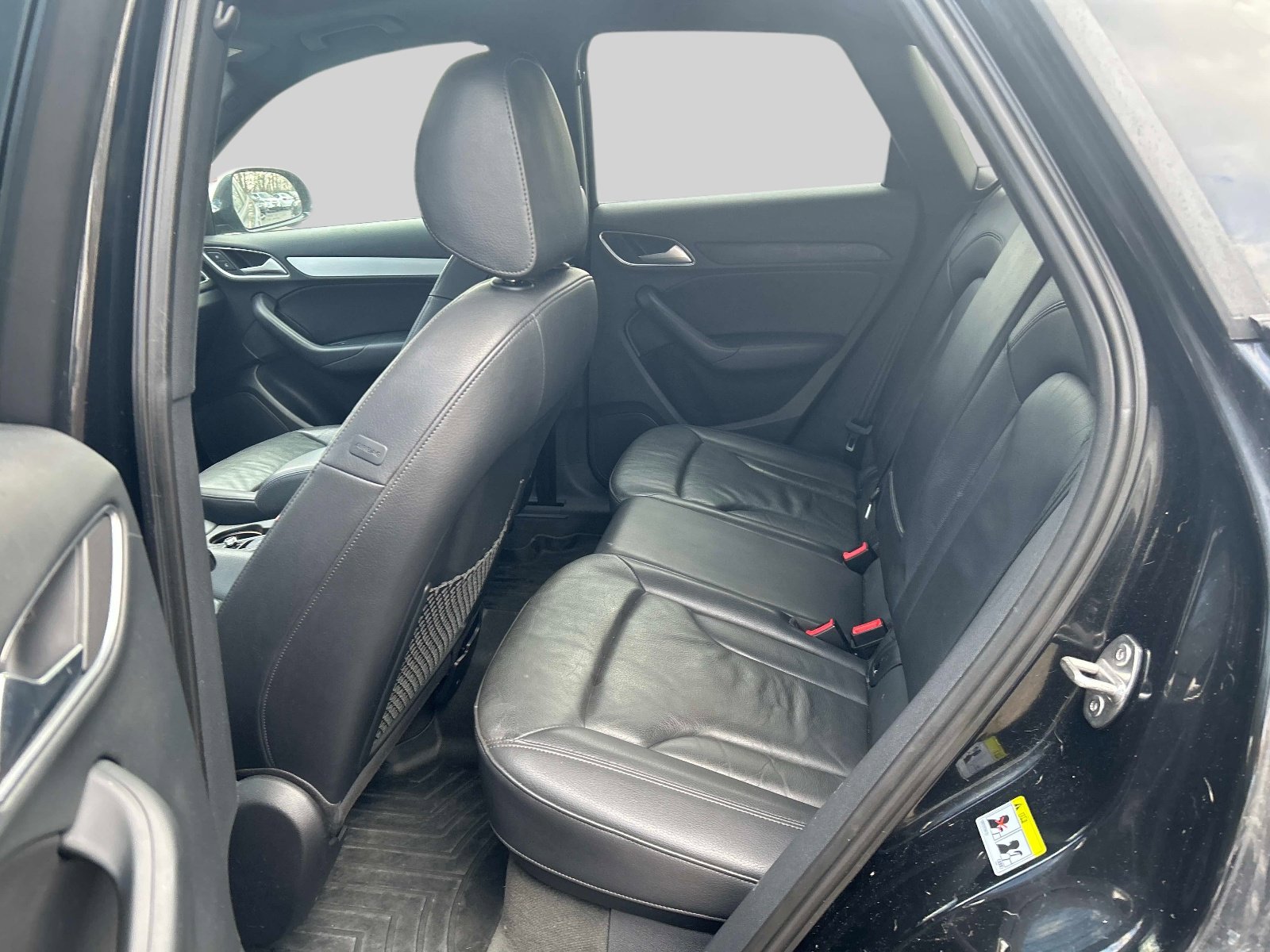 Used 2018 Audi Q3 2.0T Premium image 12