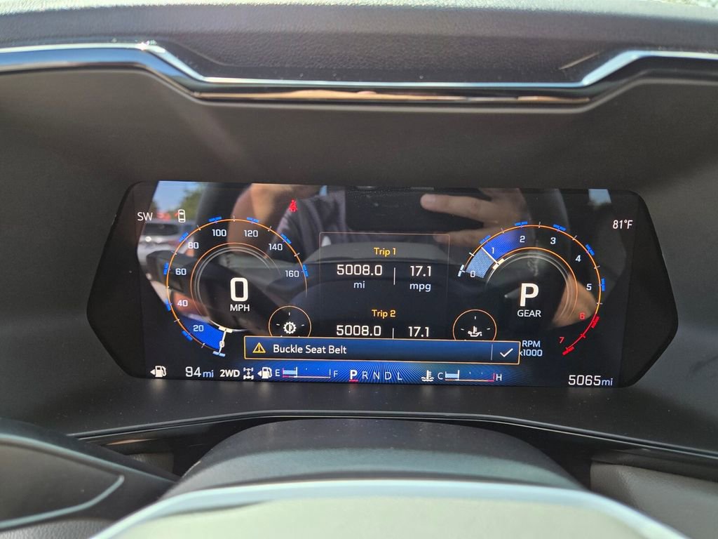 Used 2025 Chevrolet Colorado ZR2 w/ Technology Package image 24