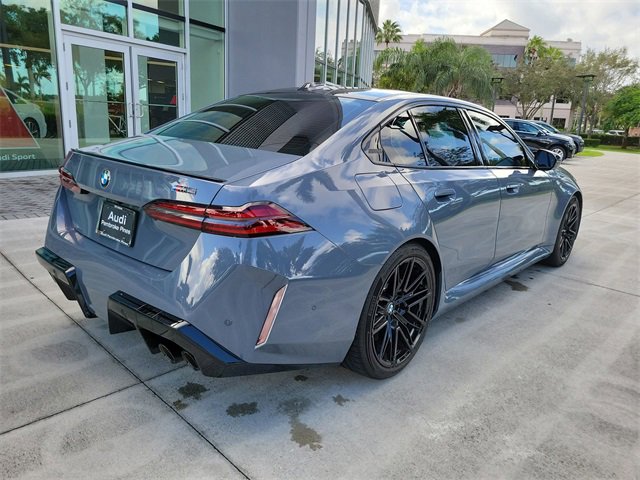 Used 2026 BMW M5 image 9