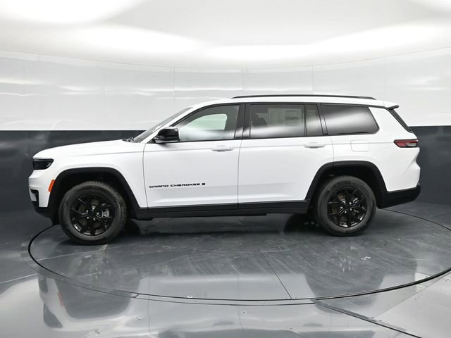 New 2025 Jeep Grand Cherokee L Laredo image 5